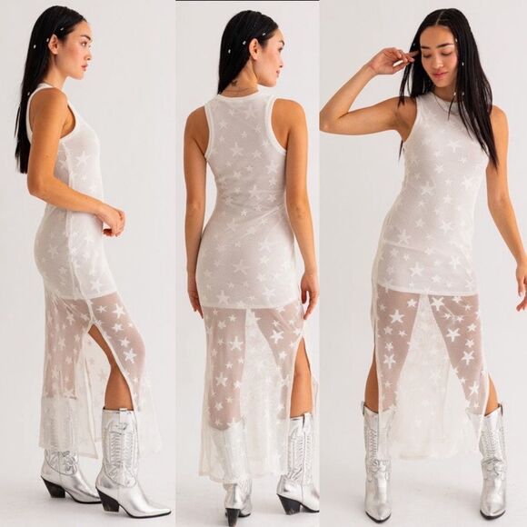 Dresses & Skirts - Star Maxi Dress